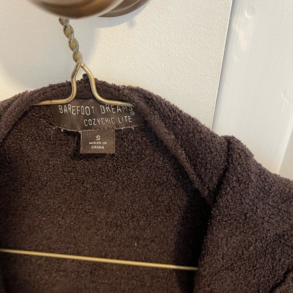 EUC Barefoot Dreams CozyChic Lite Relaxed Hooded Cardigan- SIZE SMALL - Picture 7 of 10
